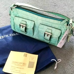 Like new. DOONEY TRADE. Not for sale